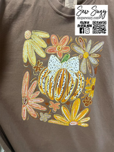 Load image into Gallery viewer, Pumpkin and flowers
